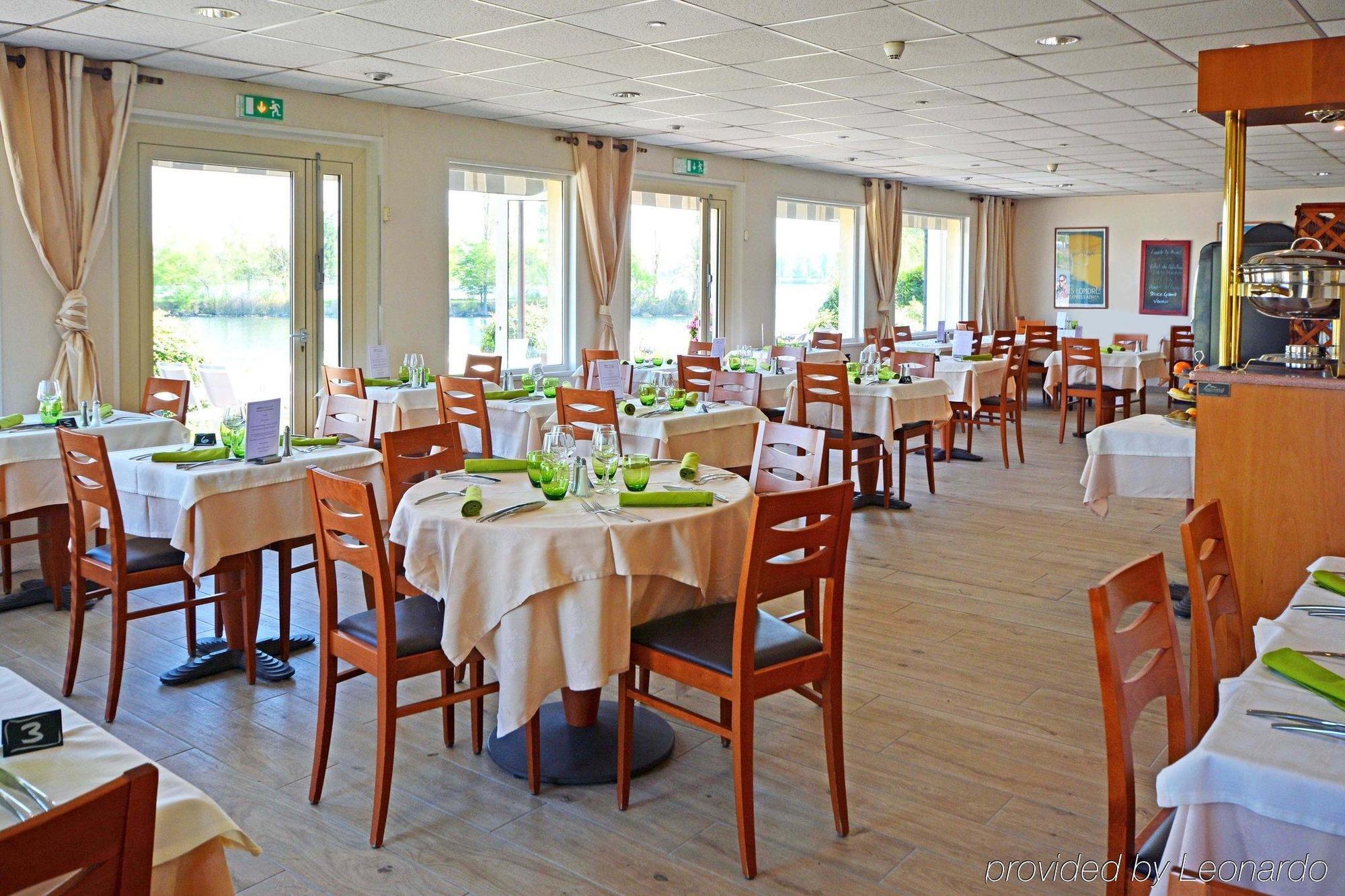 Logis - Hotel & Restaurant Des Lacs Paris Sud Вірі-Шатійон Екстер'єр фото